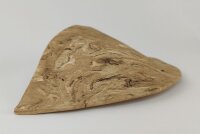 Gro&szlig;es Blatt aus Ton als Versteck im Aquarium